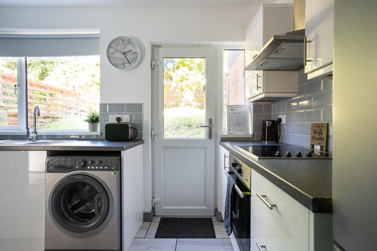Fully Refurbished North Belfast Home Buitenkant foto