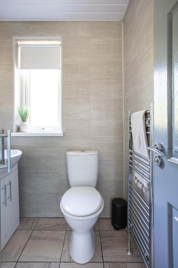 Fully Refurbished North Belfast Home Buitenkant foto