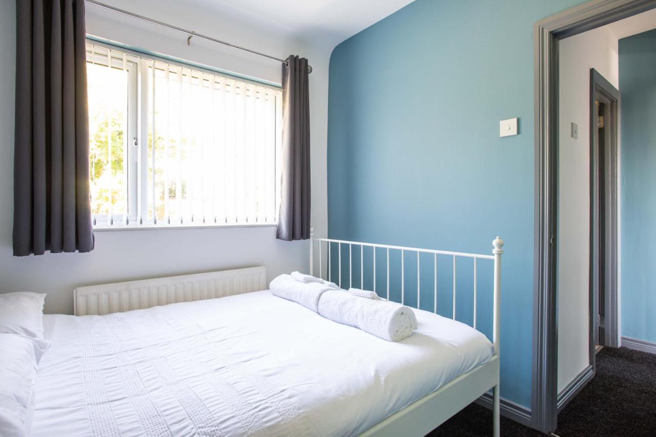 Fully Refurbished North Belfast Home Buitenkant foto